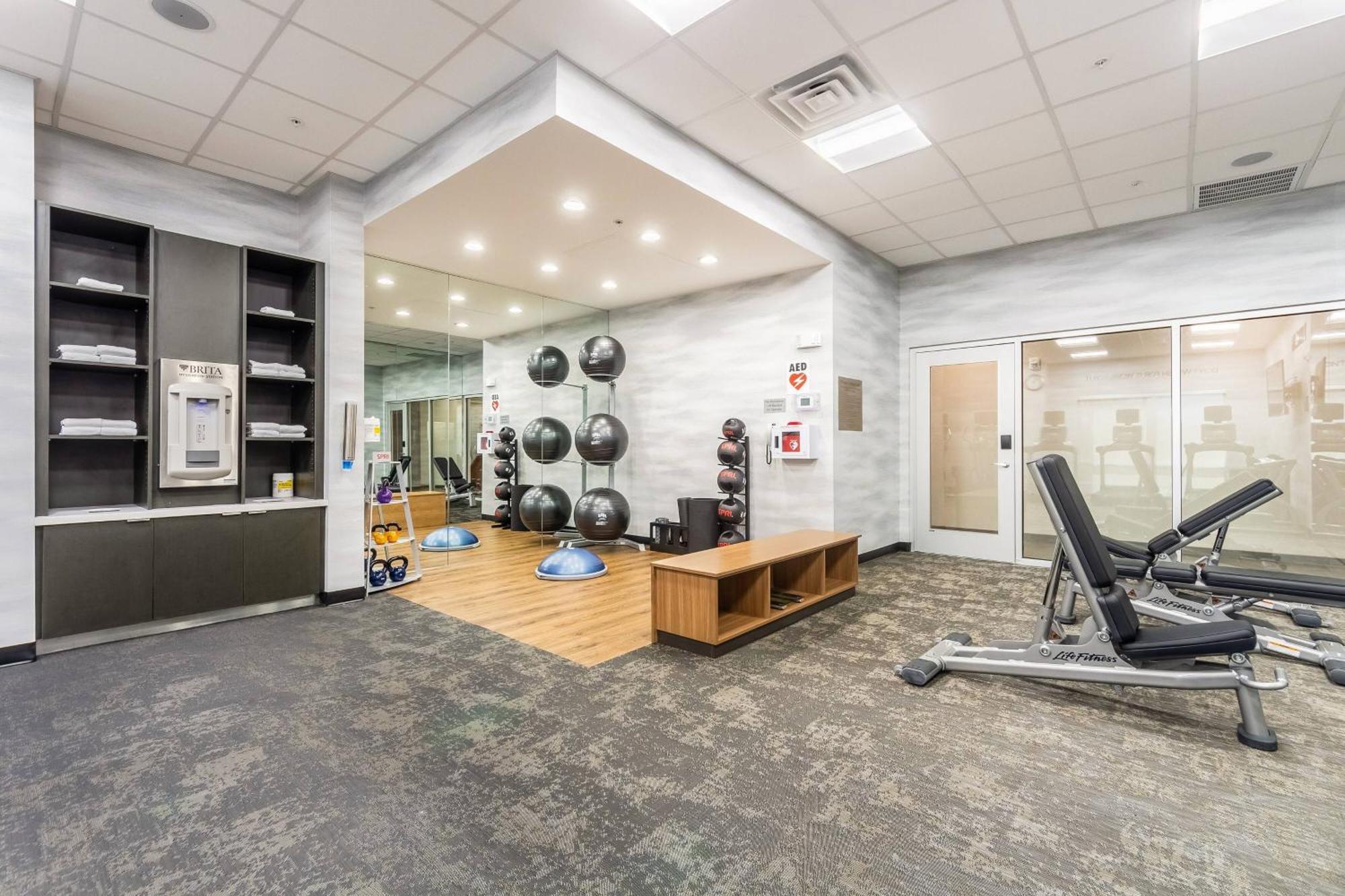 Fairfield Inn & Suites Dallas Arlington South Экстерьер фото